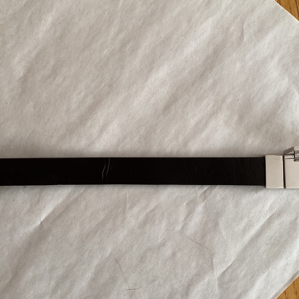 NIB Auth GUCCI leather BELT w/logo buckle 28”/71.5 cm ITALY - Picture 16 of 16